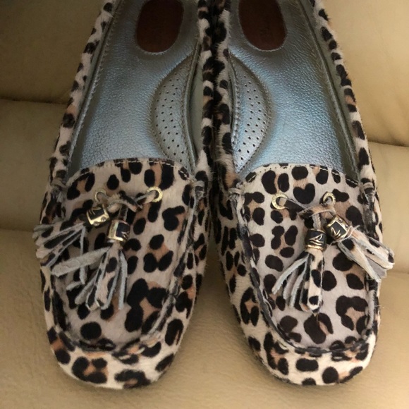 leopard sperry loafers